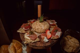 Speisen zu Rosé-Champagner vom Aperitif bis zum Dessert